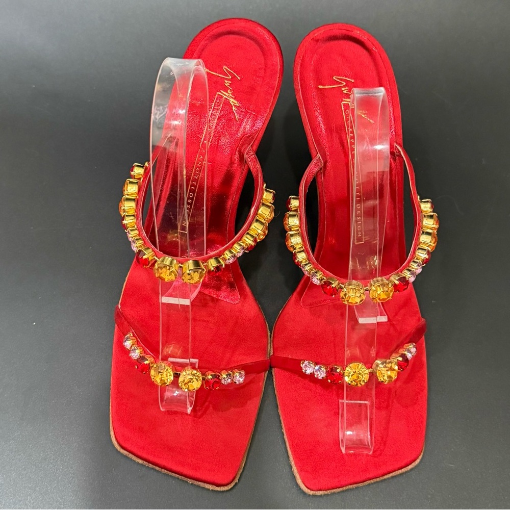 Giuseppe Zanotti Red Heels with Gold Accents - Picture 4 of 16